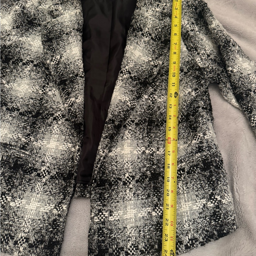 Christopher & Banks Petite Black White Plaid Tweed Boucle Blazer Jacket P/L Coat - Picture 5 of 9